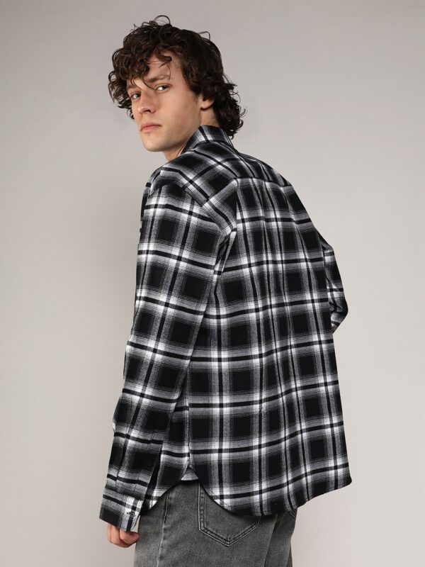 Classic Buffalo Checked Casual Shirt - Image 2
